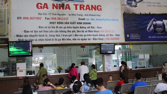 “Cháy” vé tàu Tết 2019, cung không đủ cầu