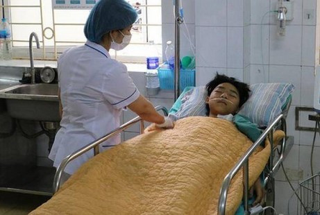 Ăn phải nấm độc, 2 anh em họ thương vong