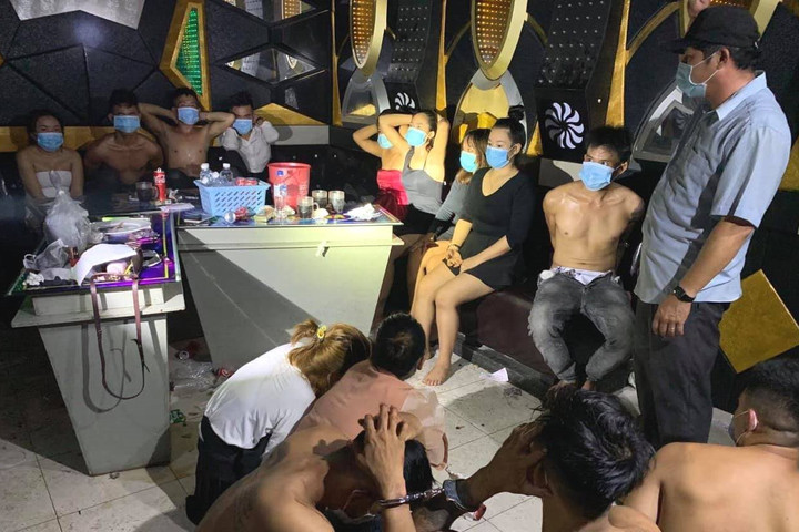 Triệt phá “ổ ma túy” hoạt động trong giờ giới nghiêm chống dịch Covid-19
