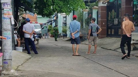 Phát hiện 2 người đàn ông ở nhà trọ chết bất thường sau cuộc nhậu