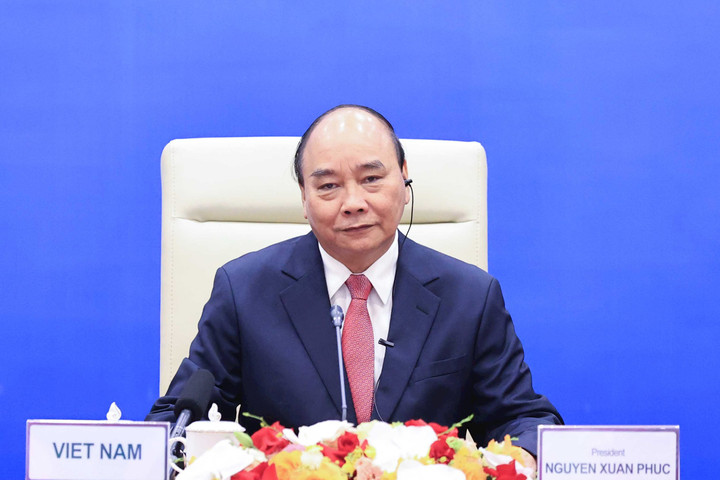 Chủ tịch nước Nguyễn Xuân Phúc dự Tuần lễ cấp cao APEC lần thứ 28