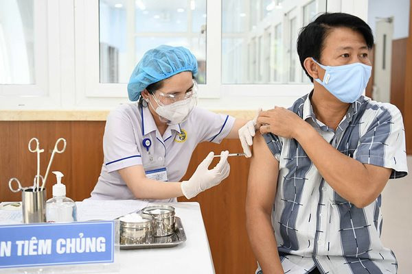 Hà Nội rút ngắn khoảng cách 2 mũi vắc xin AstraZeneca còn 4 tuần