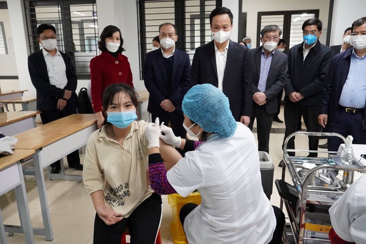 Hải Dương: Thực hiện tiêm vaccine phòng Covid- 19 cho trẻ từ 12 đến 17 tuổi
