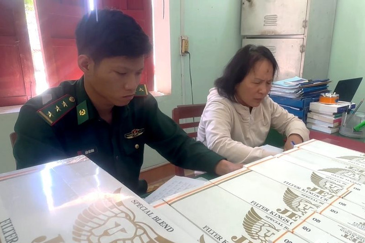Quảng Ngãi: Phát hiện cơ sở kinh doanh thuốc lá lậu