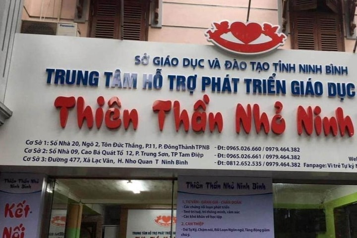 Sa thải giáo viên vì tát vào mặt học sinh