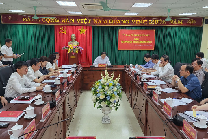 Đoàn khảo sát Ủy ban Tư pháp Quốc hội làm việc với TAND tỉnh Thanh Hóa