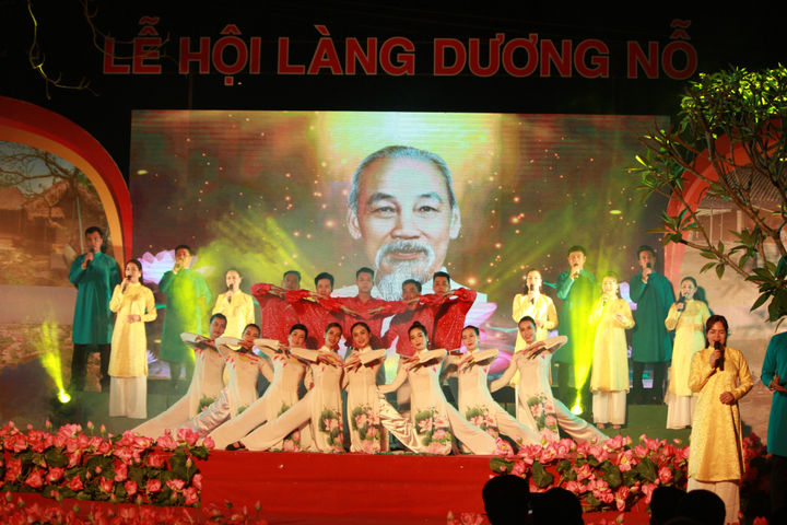 Khai mạc Lễ hội “Dương Nỗ - Hành trình tháng Năm”