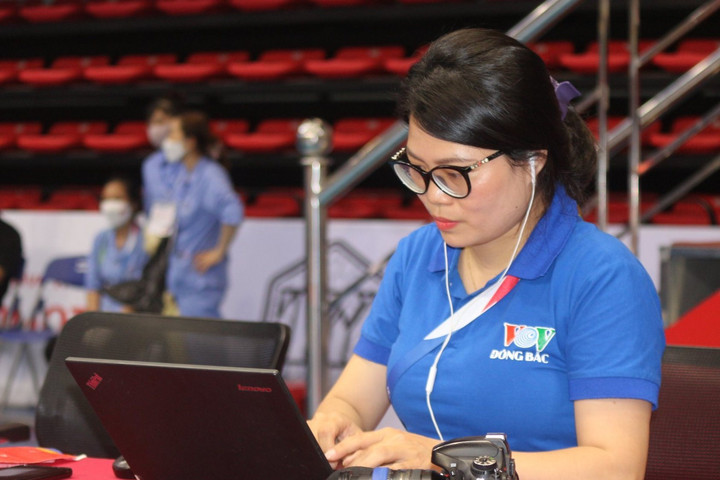 Phóng viên thường trú khu vực Đông Bắc: Vinh quang chưa tỏ, nhọc nhằn đã phơi
