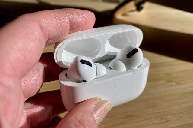 AirPods Pro mới có thể đo thân nhiệt và kiểm tra thính giác