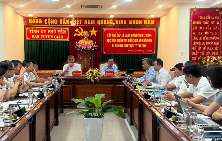 Định hướng dư luận xã hội và những bài học quý từ Phú Yên