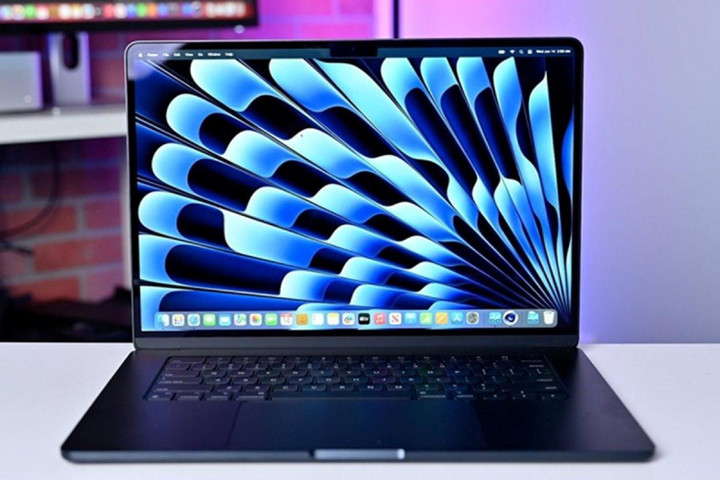 Apple phát triển MacBook giá rẻ cho thị trường giáo dục