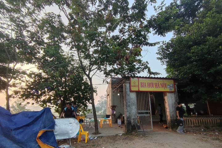 Thách nhau “mỗi người một dao” trên bàn nhậu, 1 người mất mạng