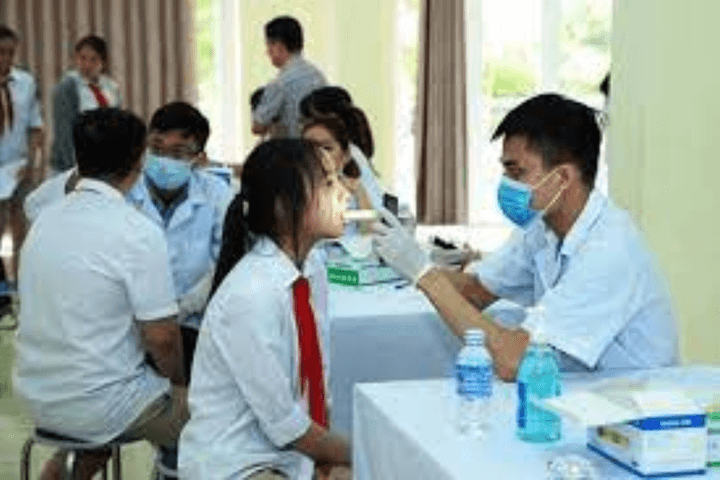 Hà Nội lập hai đoàn kiểm tra liên ngành công tác y tế trường học