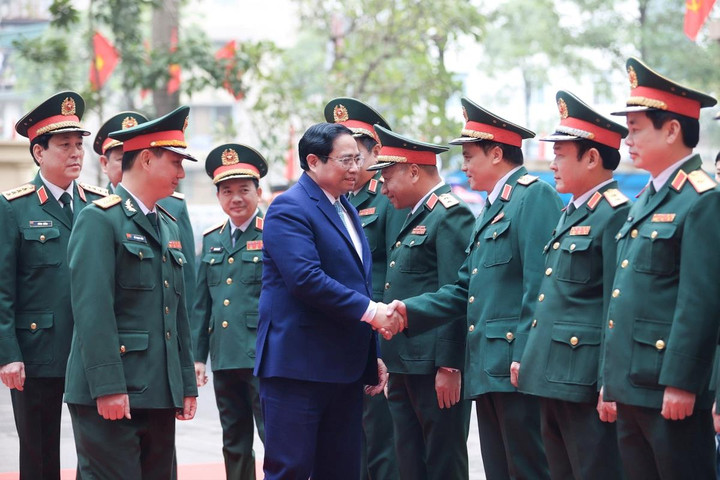 Đóng góp nhiều hơn nữa cho sự nghiệp chấn hưng văn hóa, xây dựng con người Việt Nam thời đại mới