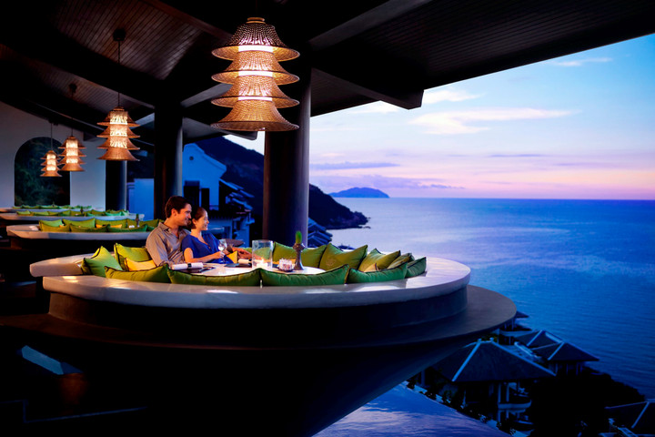 Đón Tết độc, lạ tại InterContinental Danang Sun Peninsula Resort cùng “phù thủy kiến trúc” Bill Bensley