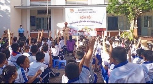 Xử lý nghiêm trường hợp giao xe cho người không đủ điều kiện tham gia giao thông