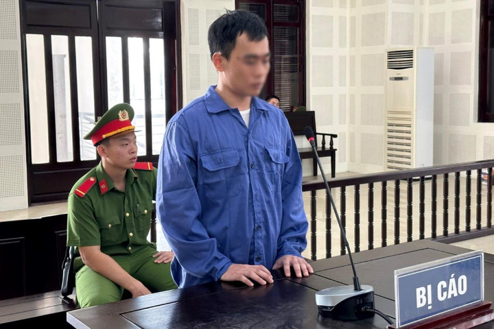 Cha vào tù vì mâu thuẫn nhỏ của con