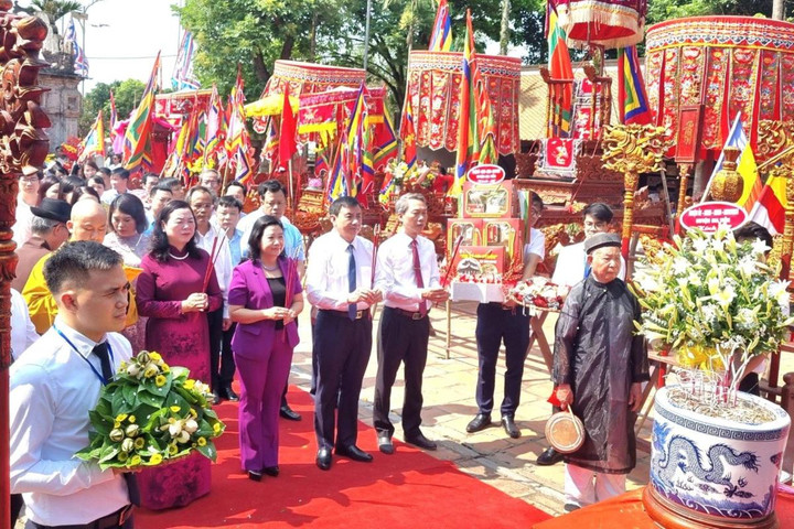 Đặc sắc Lễ hội Đền Thánh Nguyễn năm 2024