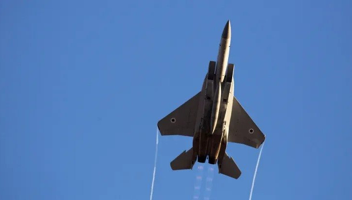 Israel tiến hành cuộc tấn công tên lửa vào Isfahan để đáp trả cuộc tấn công của Iran?