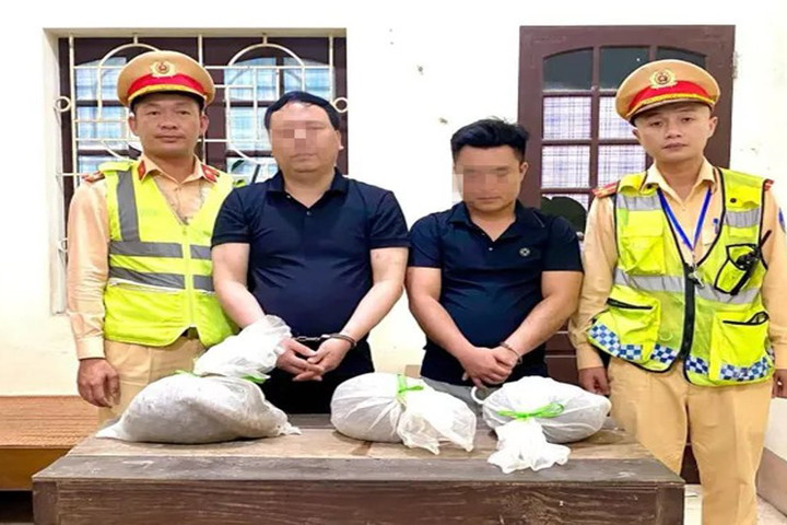 Bắt giữ hai đối tượng vận chuyển động vật quý hiếm