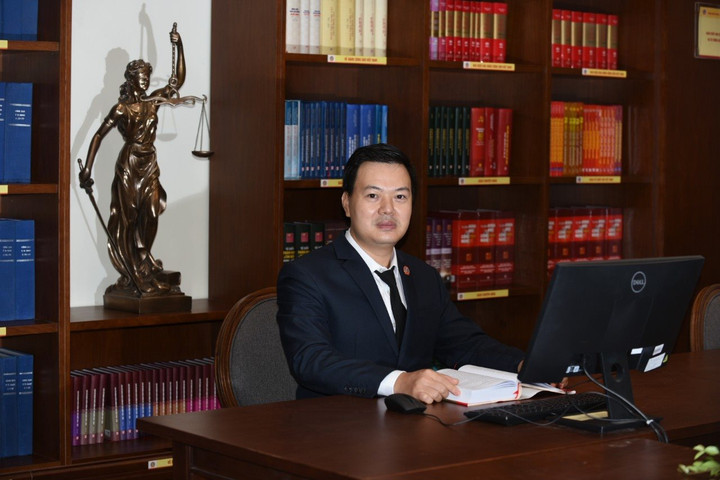 Đọc sách thường xuyên để hoàn thiện bản thân
