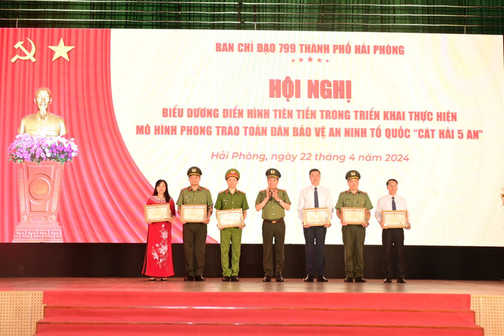 Hải Phòng: Biểu dương điển hình tiên tiến mô hình “Cát Hải 5 An”