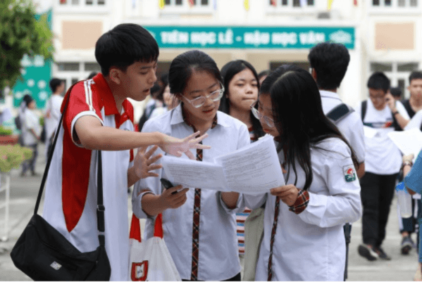 Hà Nội: Lưu ý với học sinh đăng ký xét tuyển thẳng vào lớp 10 THPT công lập không chuyên