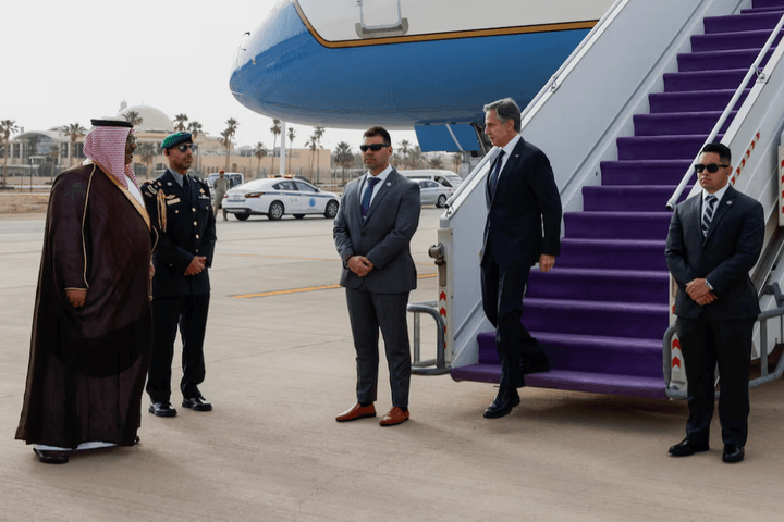 Ngoại trưởng Mỹ đến Arab Saudi để thảo luận về Israel và Gaza hậu chiến