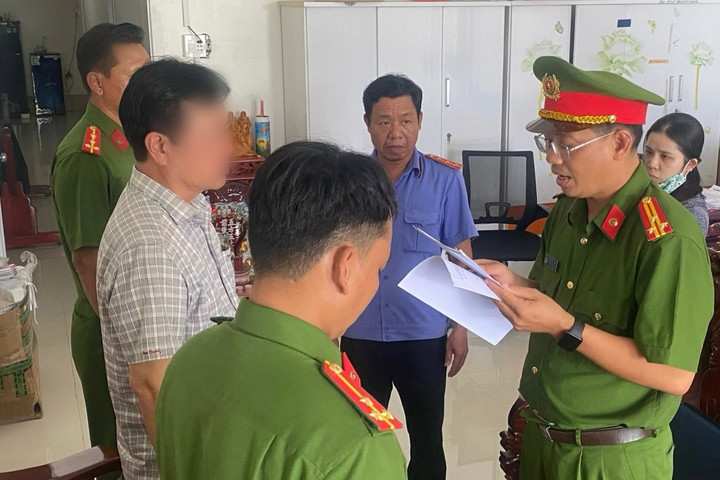 Khởi tố Giám đốc doanh nghiệp mua bán hóa đơn trái phép