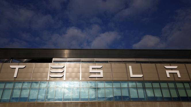 Telsa của Elon Musk kiện nhà sản xuất trùng tên Ấn Độ