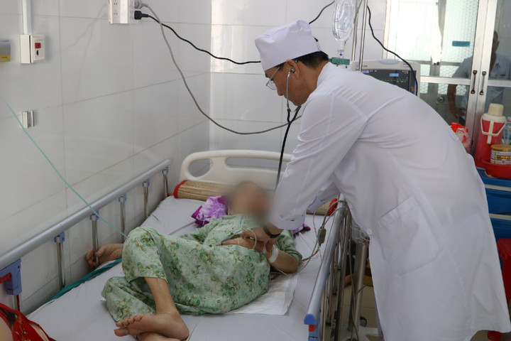 Số ca bệnh tăng cao trong mùa nắng nóng