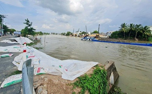 An Giang cảnh báo 56 đoạn sạt lở bờ sông