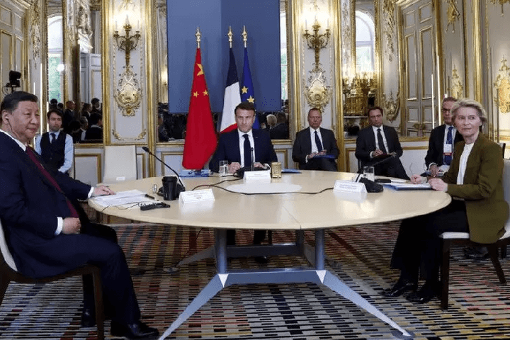 Lãnh đạo Trung Quốc, Pháp và EU họp tại điện Elysée