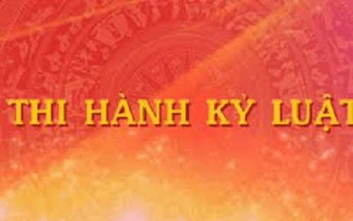 Thi hành kỷ luật Ban Thường vụ Huyện ủy Chợ Mới