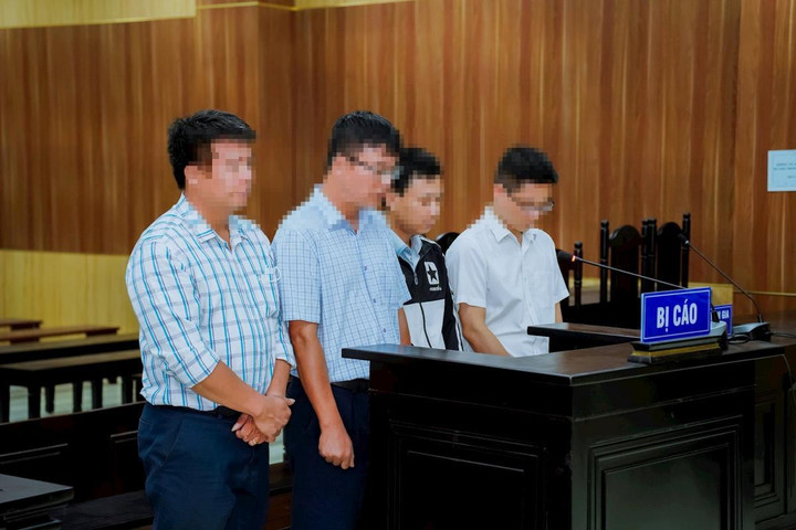 Xét xử nguyên Giám đốc Trung tâm đăng kiểm xe cơ giới 36-08D