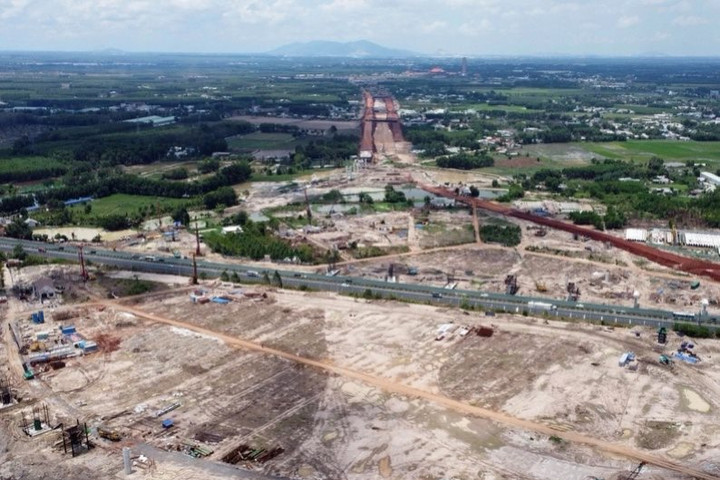 Đề xuất công khai phương án bồi thường, hỗ trợ dự án đường cao tốc bằng tin nhắn