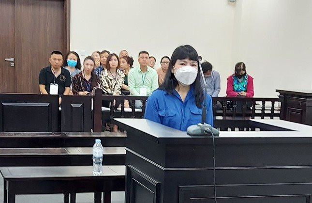 Làm giả chứng chỉ tiền gửi, chiếm đoạt hơn 2.700 tỷ đồng