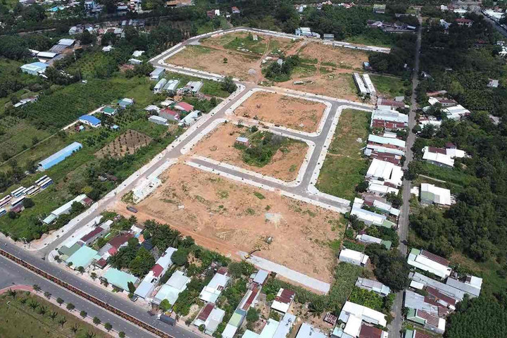 Đồng Nai: Hàng trăm hộ dân vẫn chờ để xây nhà tái định cư sau 4 năm