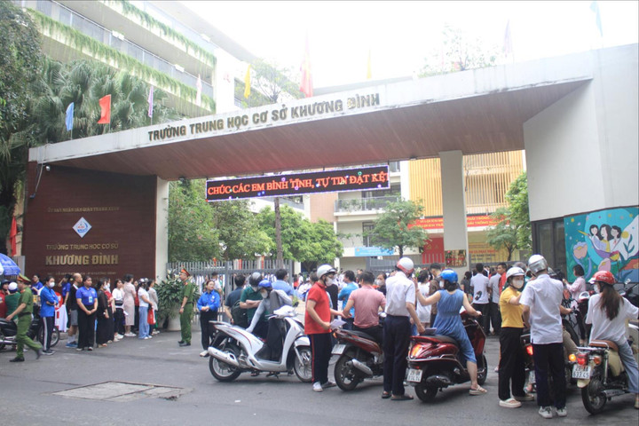 Hà Nội: Không khí ngày thi đầu tiên vào lớp 10 công lập