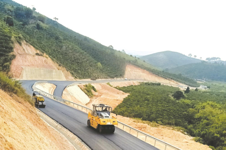 Công ty Xây dựng 470 - Binh đoàn 12: Mở đường Trường Sơn góp phần làm kinh tế quân đội