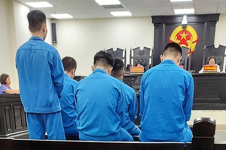Nhóm thanh niên lĩnh án tù vì rủ nhau đi trộm tài sản ở siêu thị