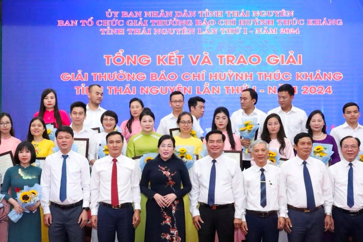 Giải báo chí Huỳnh Thúc Kháng - Thái Nguyên lần 1 thành công rực rỡ