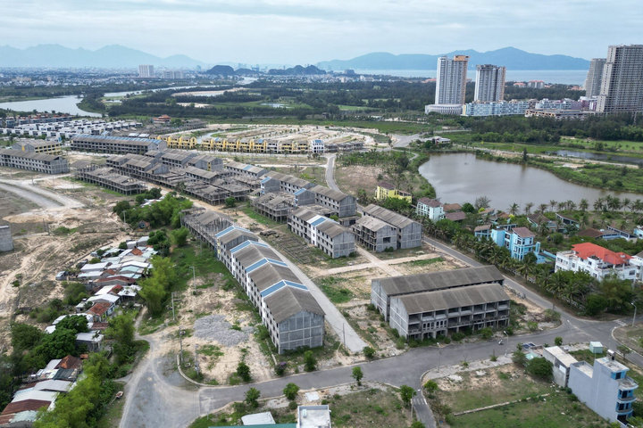 Khu đô thị nghìn tỷ kiểu mẫu thành nơi chăn bò