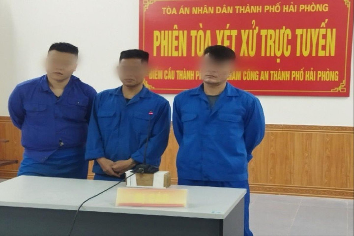 Tổ chức “tiệc” ma túy tại nhà