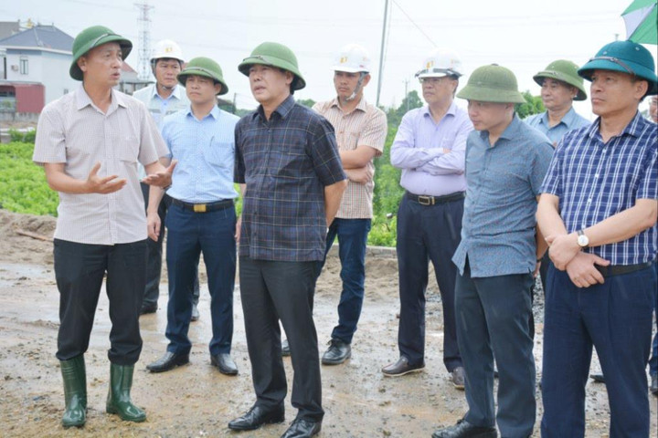 Kiểm tra tình hình triển khai dự án đầu tư xây dựng đường Vành đai 4 - Vùng Thủ đô Hà Nội