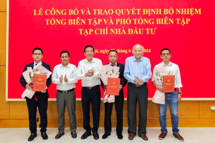 Ông Phạm Đức Sơn giữ chức Tổng biên tập Tạp chí Nhà đầu tư