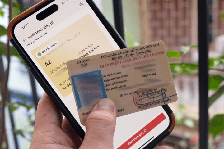Tài xế có sử dụng được bản cứng, khi bị tạm giữ giấy tờ qua VNeID?