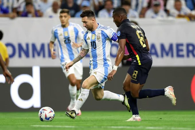 Messi đá hỏng luân lưu, Argentina “chết hụt” tại tứ kết Copa America