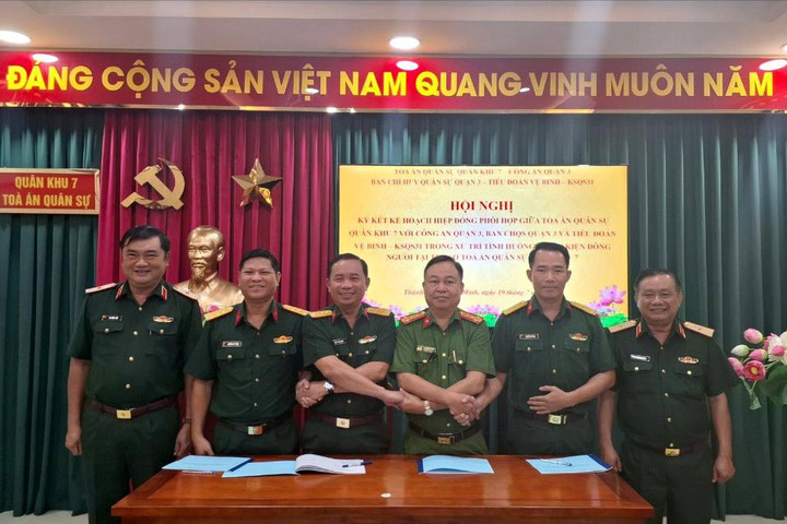 Ký kết Kế hoạch hiệp đồng phối hợp trong xử lý tình huống khiếu kiện đông người
