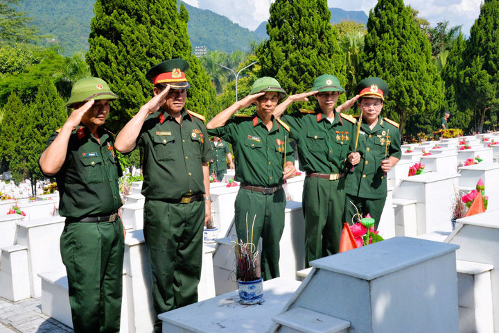 Ngày của những đồng đội bên nhau nơi “lò vôi thế kỷ”